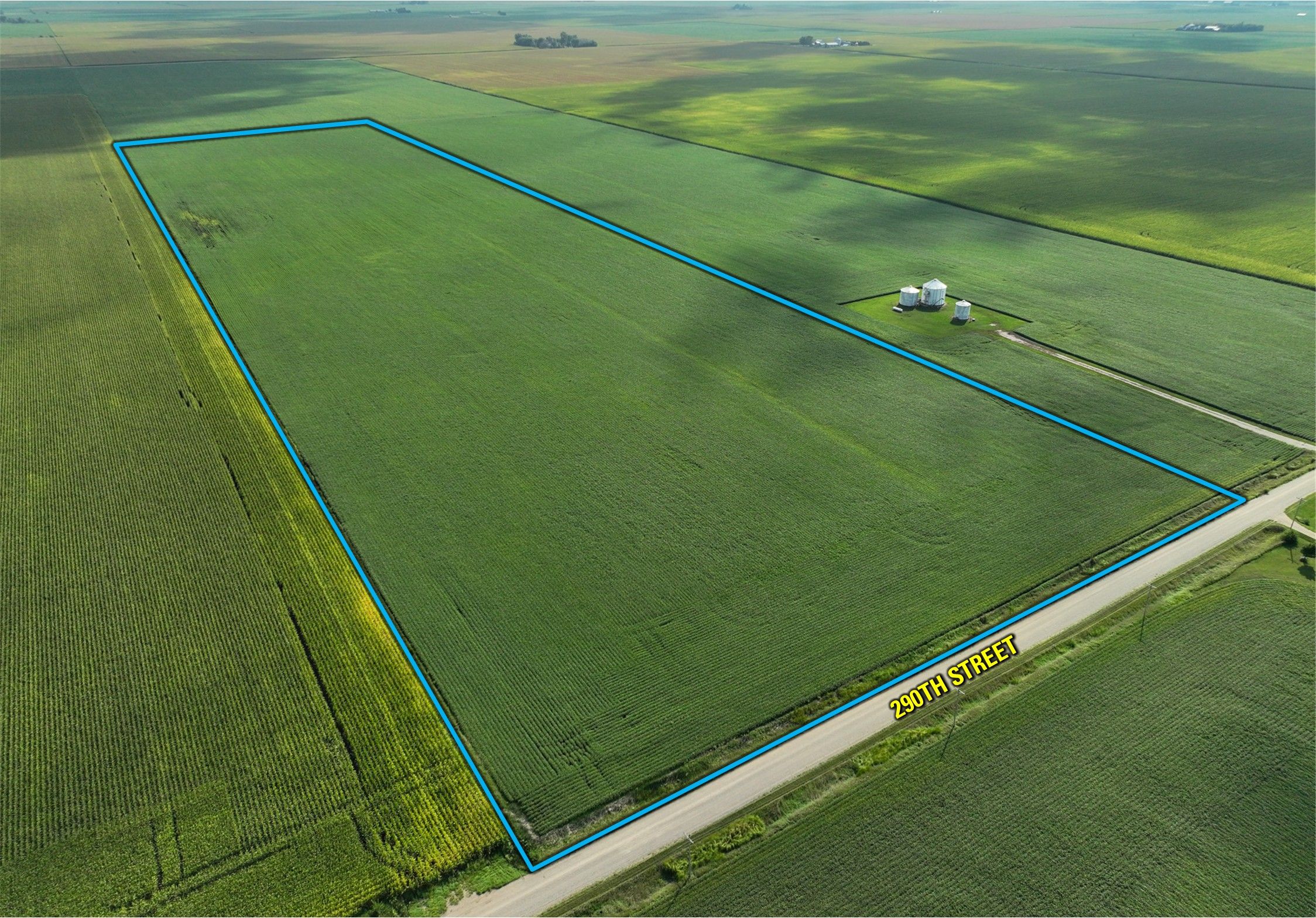 Listing Photo: Aerial 1